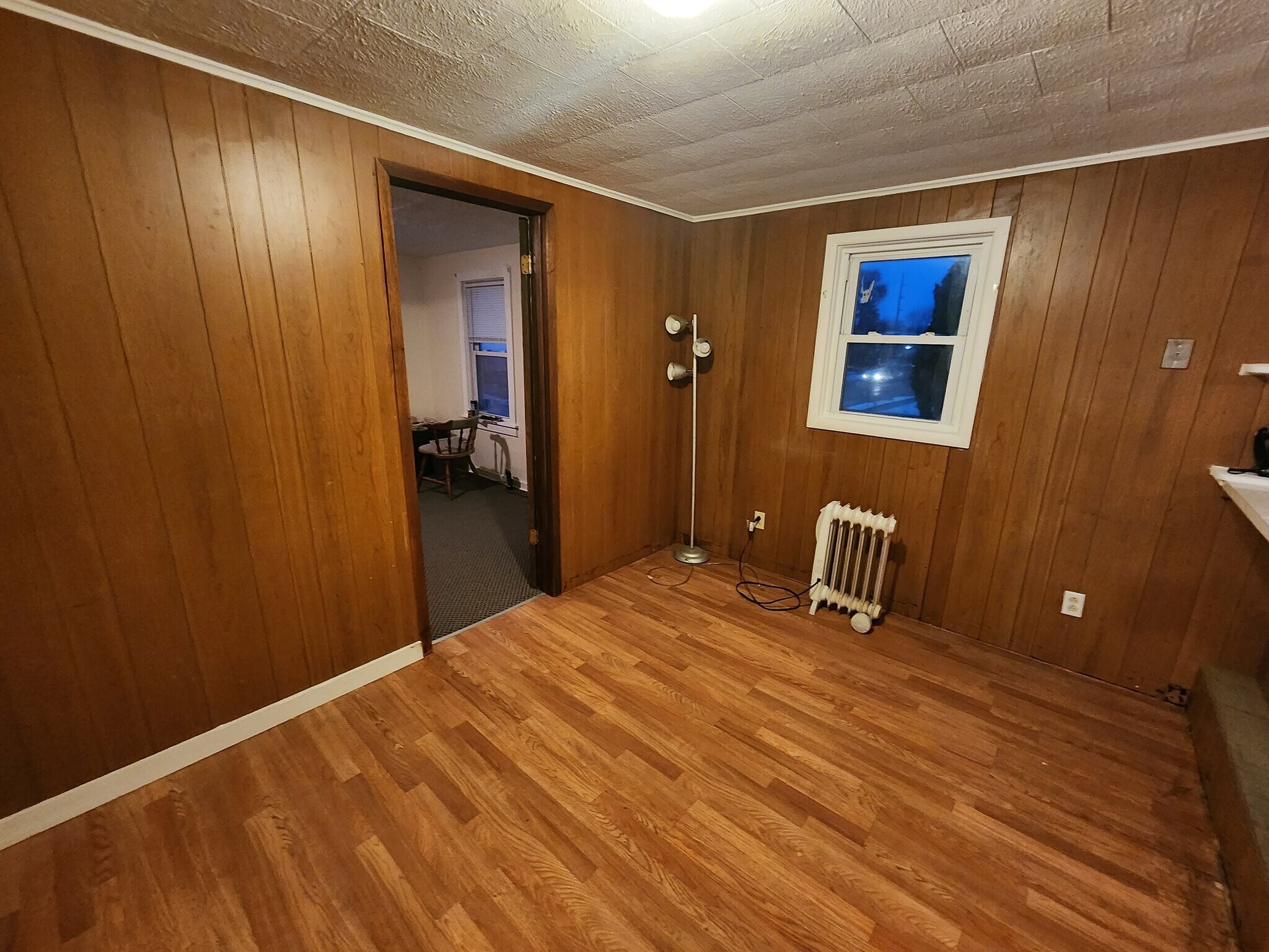 Building Photo - 497 E Main St