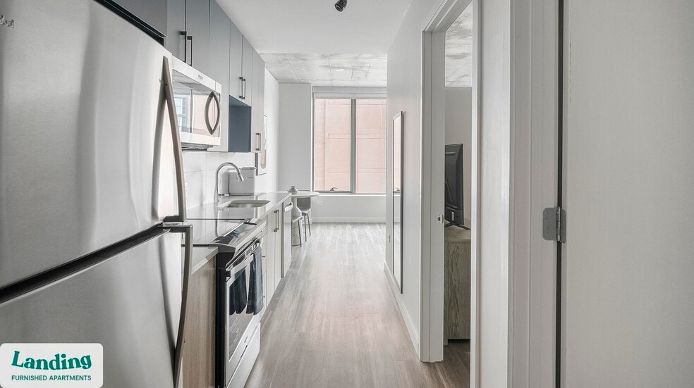 Building Photo - 2010 West End Ave