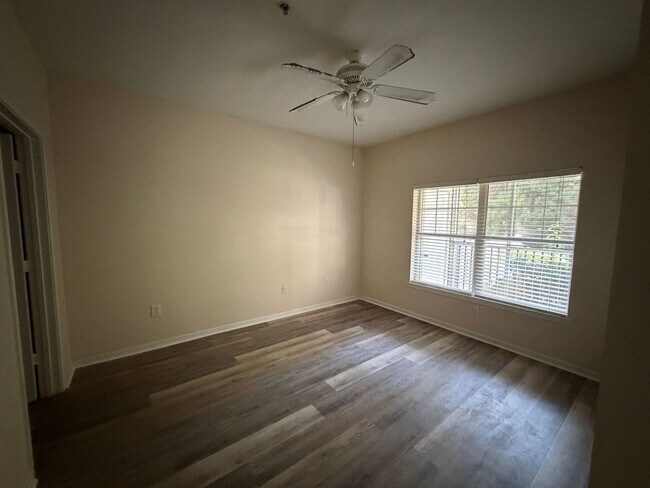 Building Photo - 1704 Frederica Rd