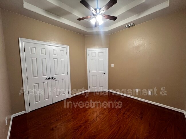 Building Photo - 5800 N 34th St