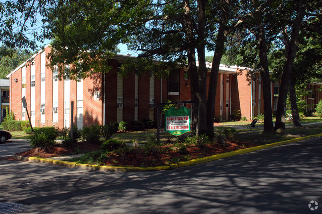 Building Photo - Berkeley Garden Apartments