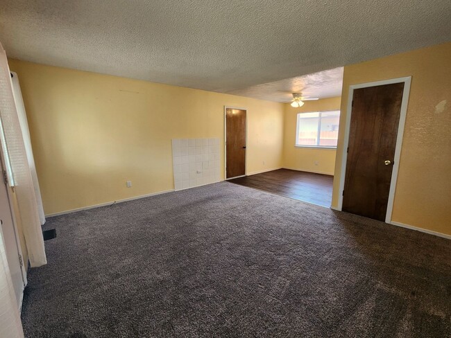 Building Photo - 1319 Langley Dr