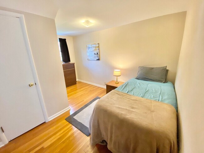 Building Photo - 1310 Forest Hills Blvd