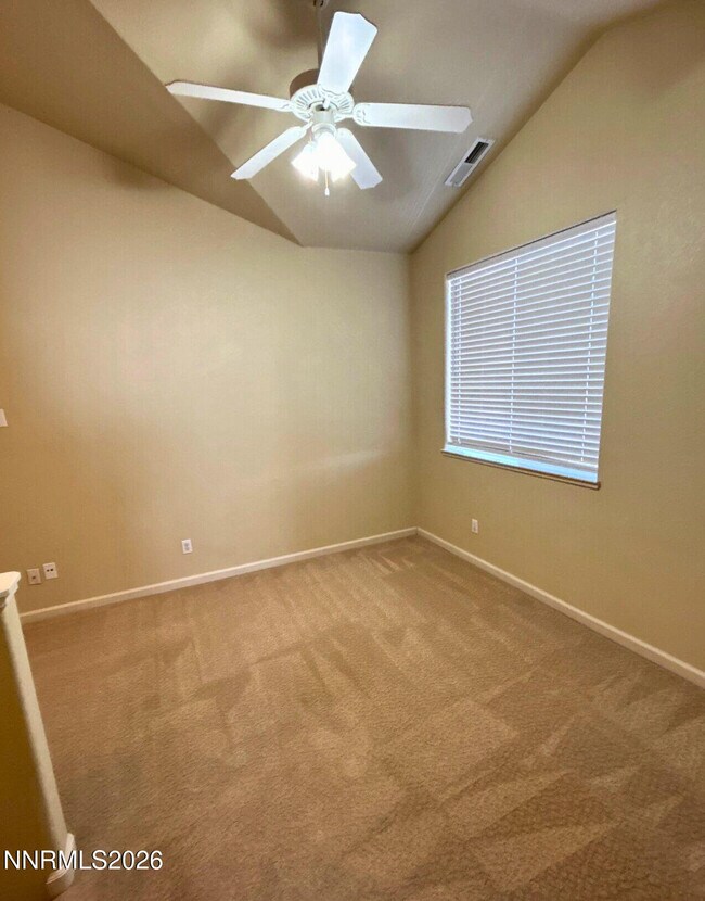 Building Photo - 5718 Pumpkin Ridge Dr