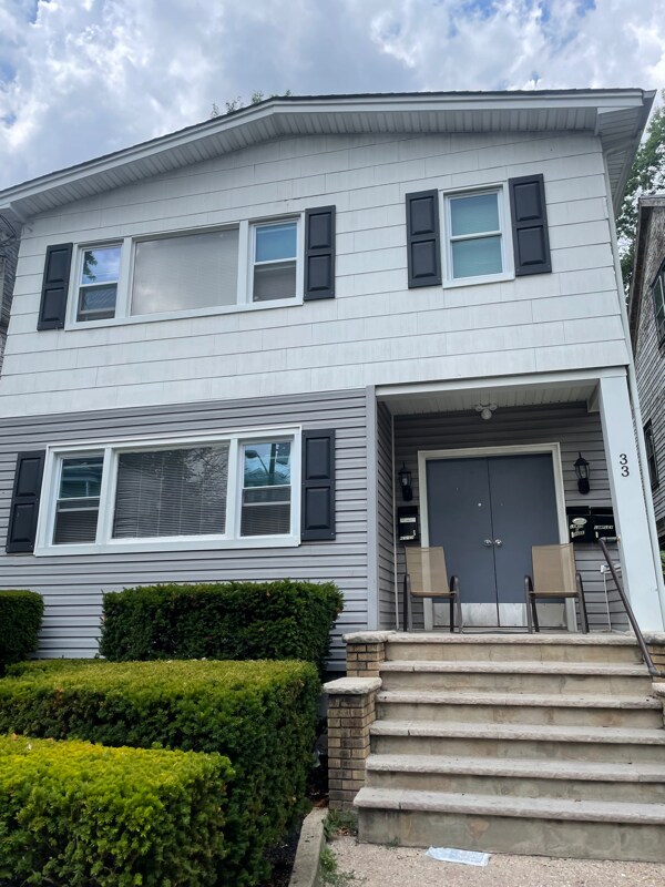 Primary Photo - 33 Cedar Ave