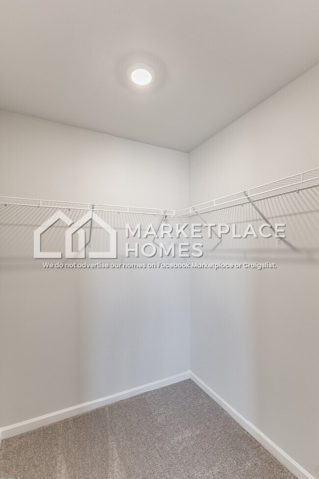 Building Photo - 4127 Hudson Ct SW