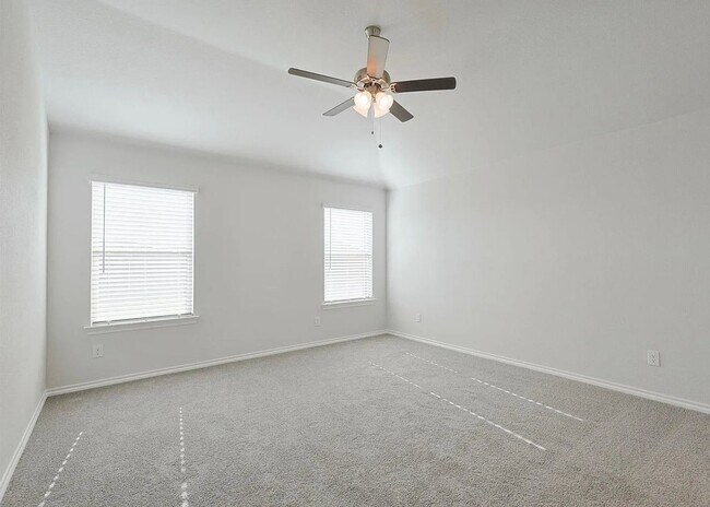 Building Photo - Charming 3BR House in Crowley