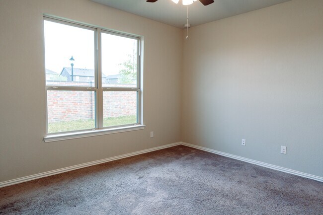 Building Photo - 27015 Bel Air Pt Ln