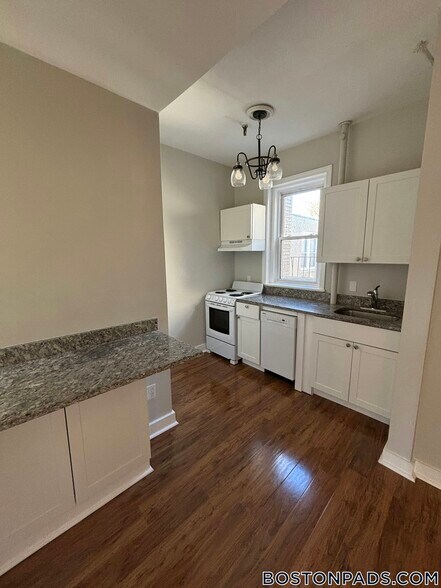 Building Photo - 1189 Commonwealth Ave