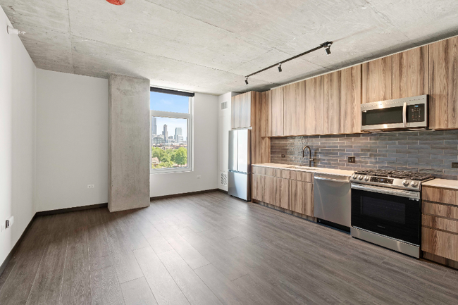 Building Photo - 139 N Ashland Ave