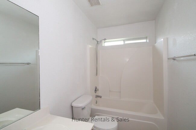 Building Photo - Off The Main Path