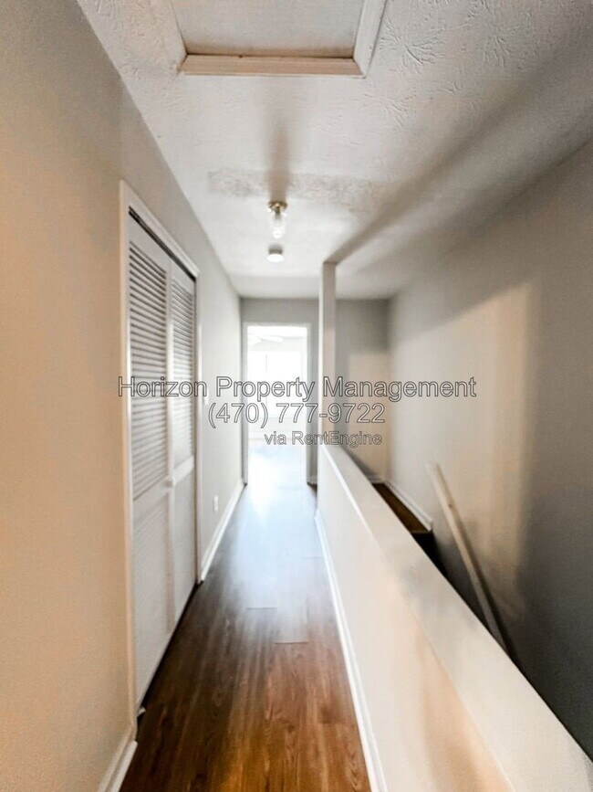 Building Photo - 2506 Hidden Cove Ct