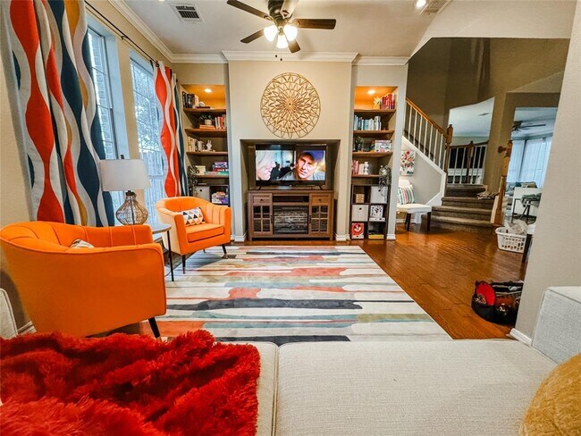 Building Photo - 2109 Spring Hollow Path