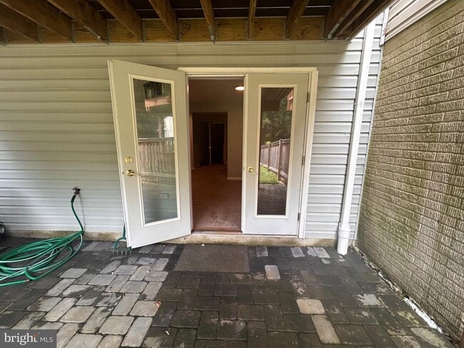 Building Photo - 1635 Elkwood Ct