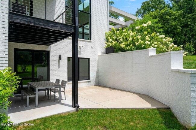 Building Photo - 14201 Reserves Cove Dr