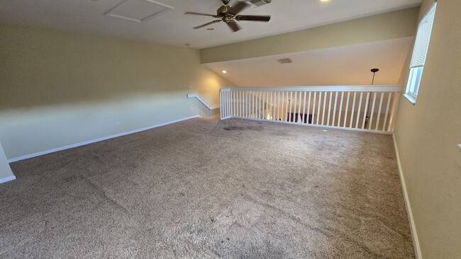 Building Photo - Bright + Spacious Home for Rent in West La...
