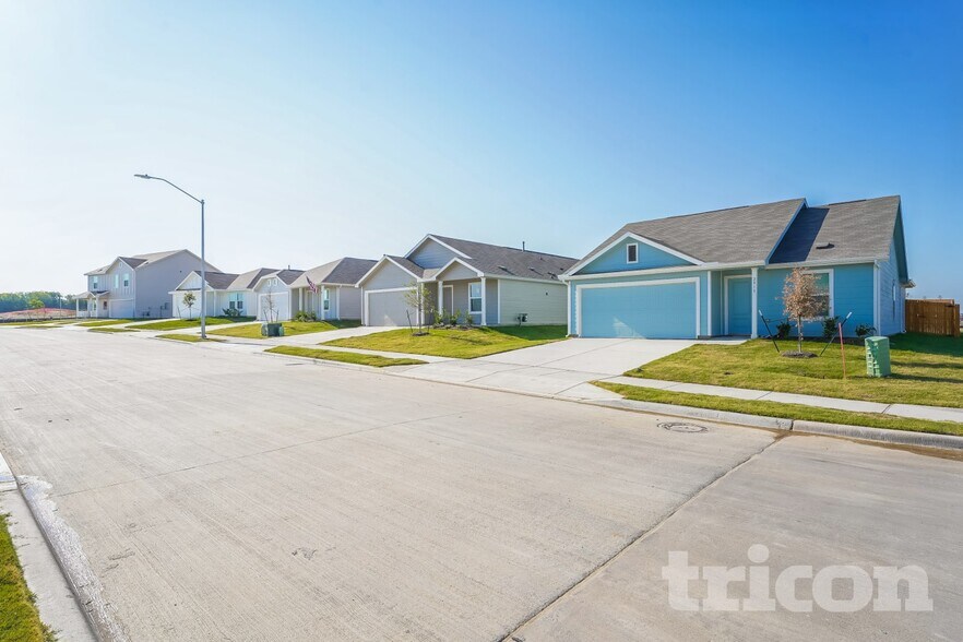 Building Photo - 10113 Regal Bnd Ln