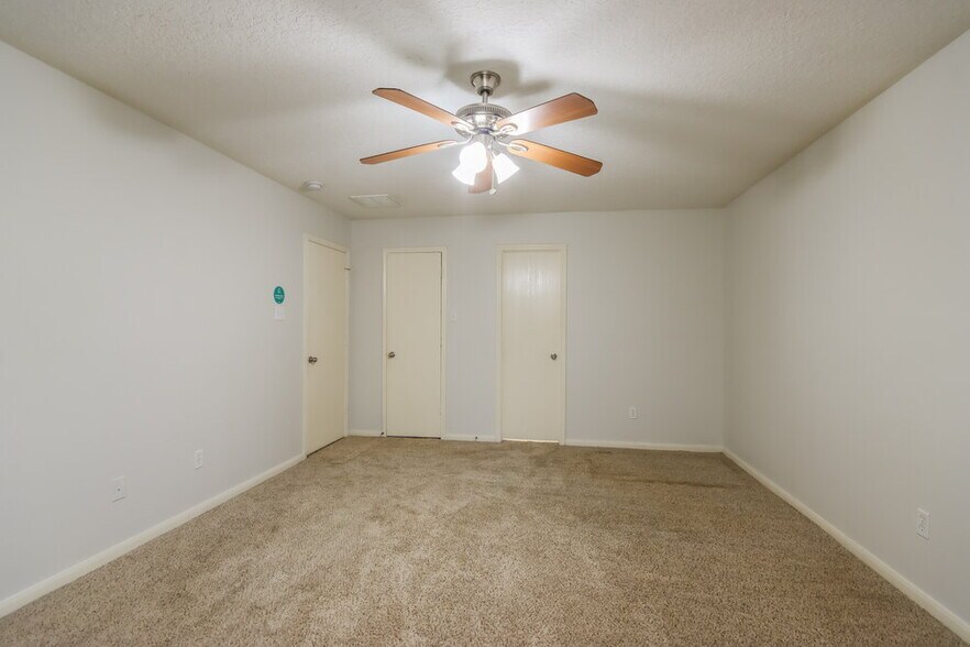 Building Photo - 4422 Cannongate Dr