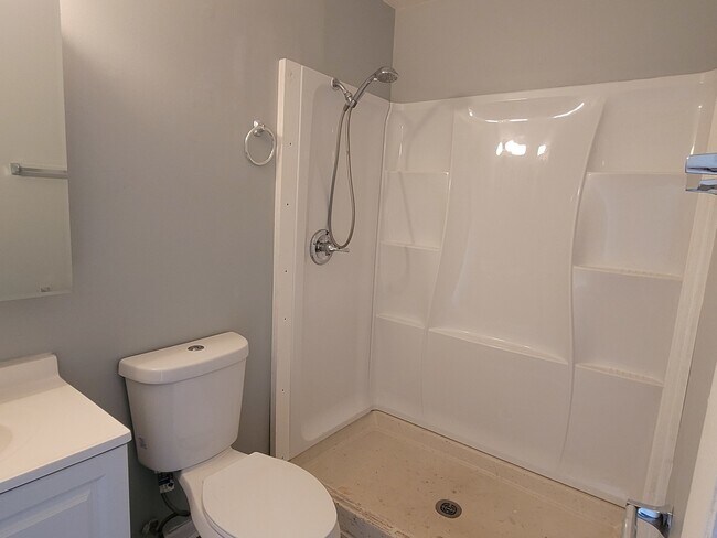 Building Photo - 5704 Tiburon Ct