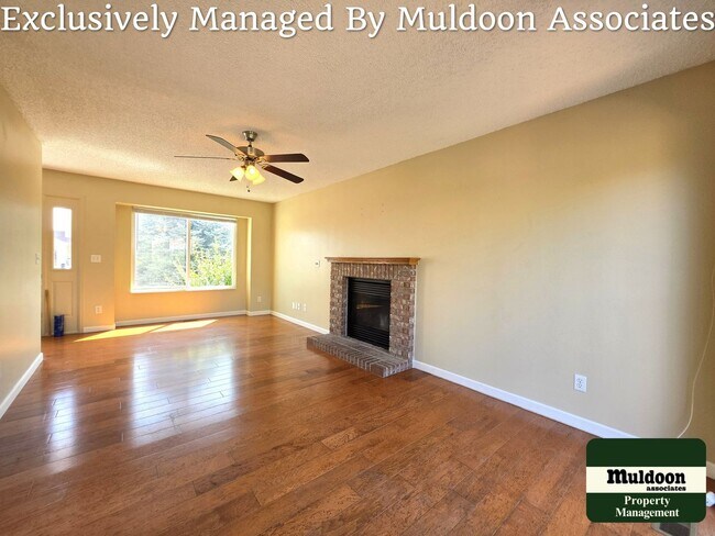 Building Photo - 5920 Kittery Dr