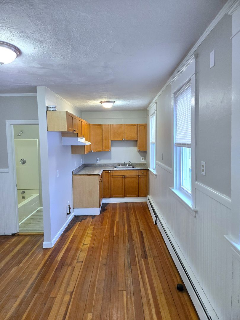 Building Photo - 552-554 Union Avenue