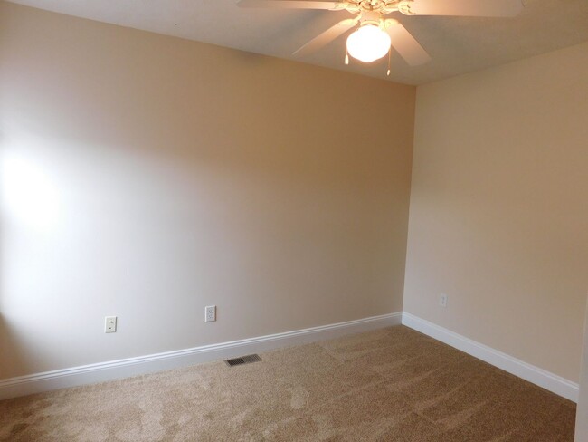 Building Photo - 4301 Arbor Green Way