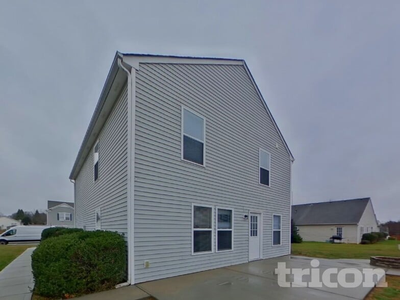 Building Photo - 109 Boiling Brook Dr