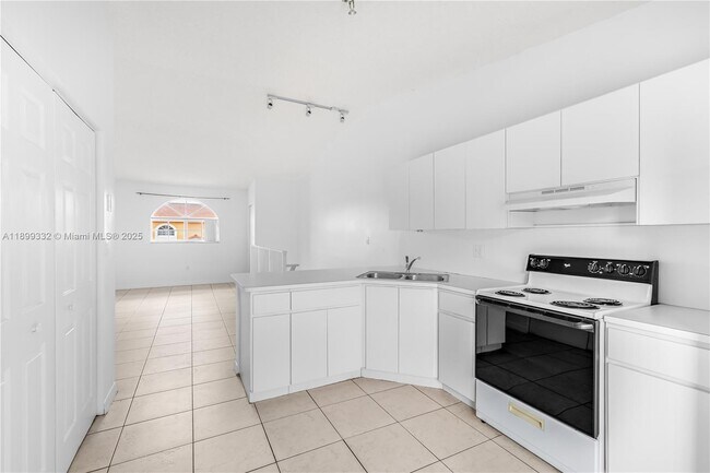 Building Photo - 7666 W 34th Ln