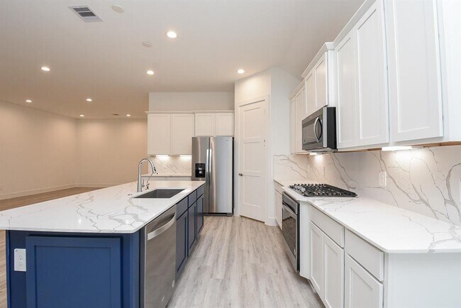 Building Photo - 14146 Savage River Ct