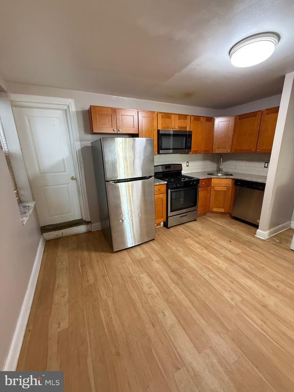 Building Photo - 5303 Westminster Ave