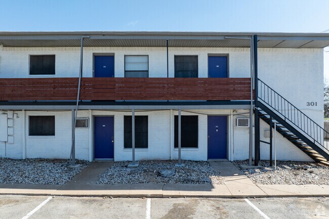 Building Photo - The Shea