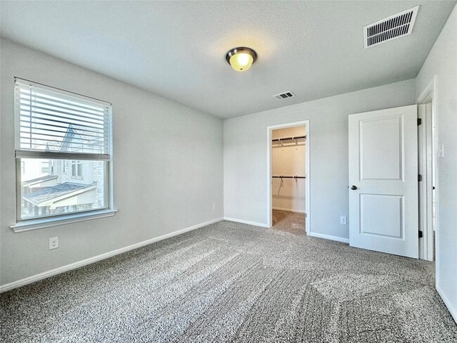Building Photo - 5701 Pleasanton Pkwy