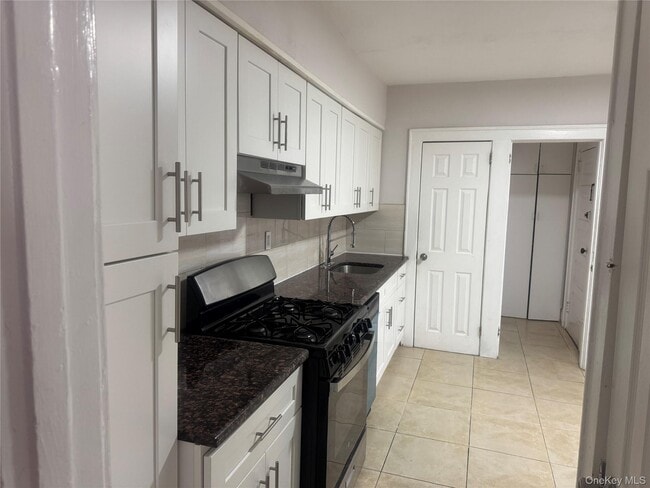 Building Photo - 267 Schenck Ave