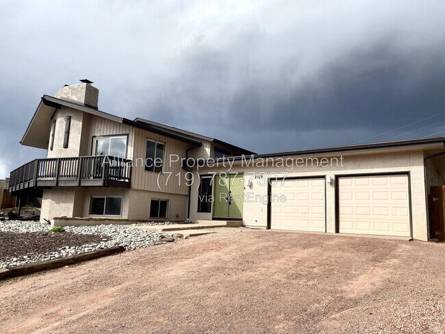 Building Photo - 2168 Wildwood Dr
