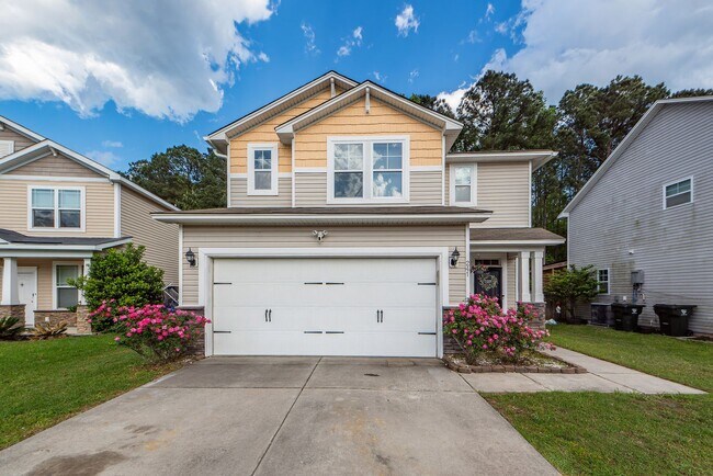 Building Photo - 3 Bedroom 2.5 Bath Single Family Home in S...