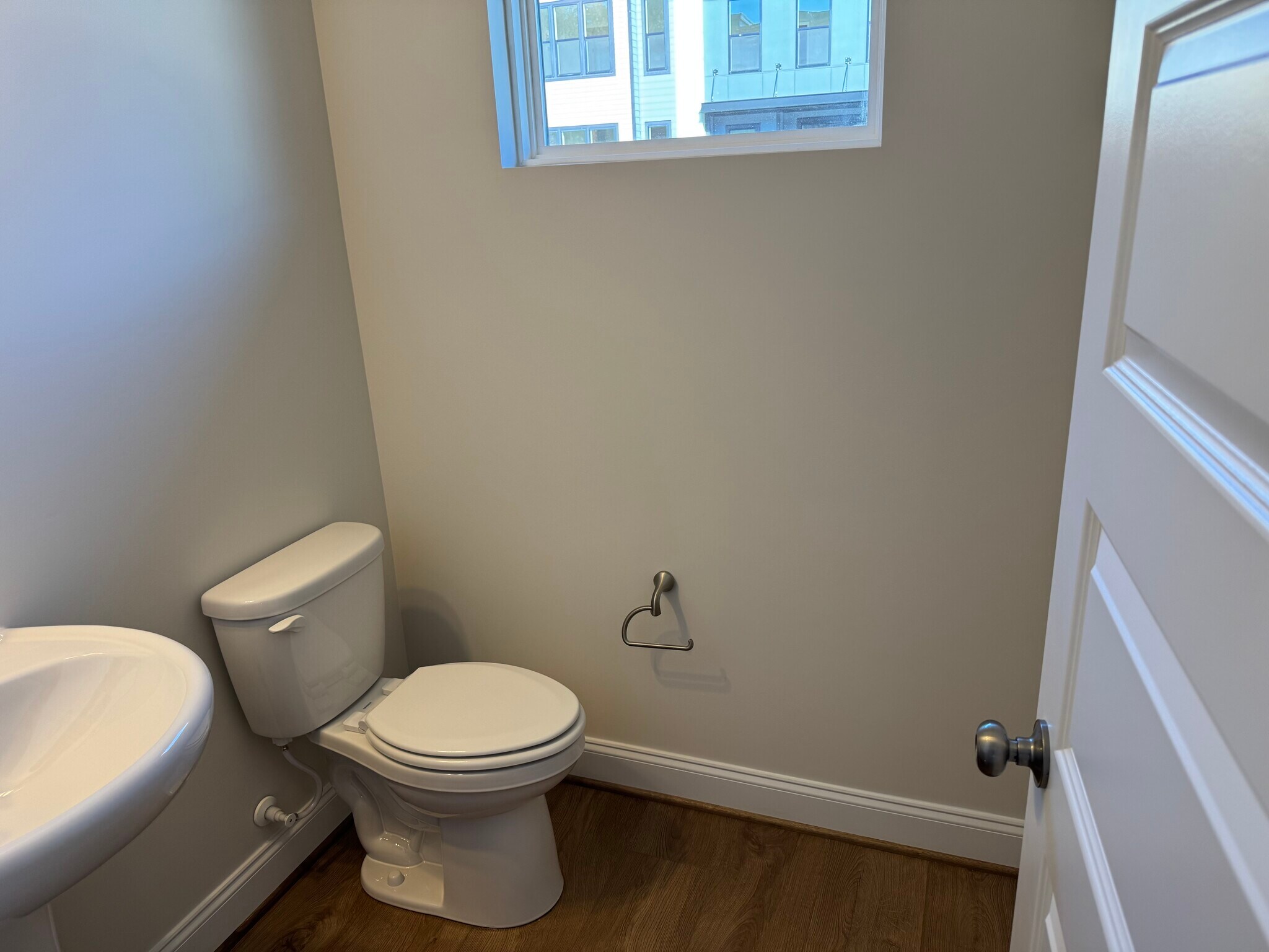 Half Bathroom - 4406 Dominion Forest Cir