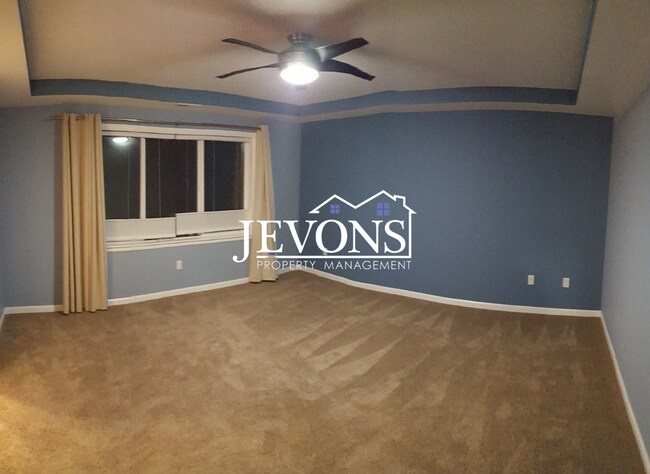 Building Photo - Coming Soon! Gorgeous 4BD Home in the Heart of Issaquah Highlands