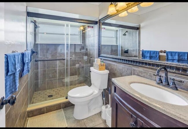 Building Photo - 8199 115th St N