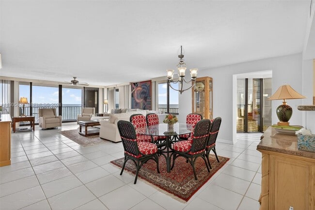 Building Photo - 4000 N Hwy A1A