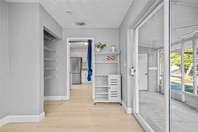 Building Photo - 1513 56th Ave N