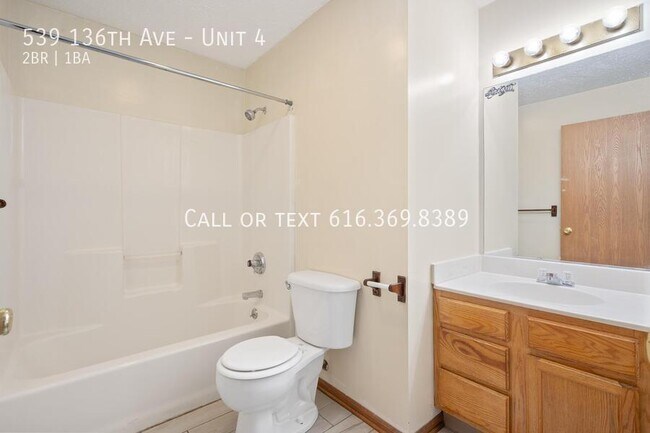 Building Photo - 539 136th Ave