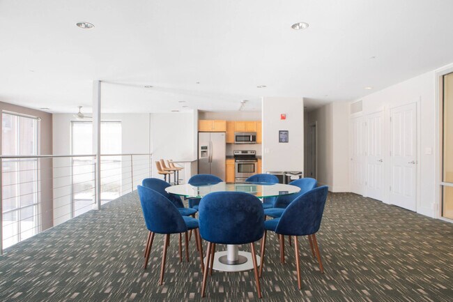 Building Photo - 145 N Jackson St