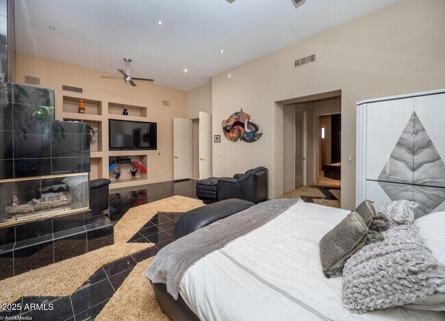 Building Photo - 11643 E Turquoise Ave