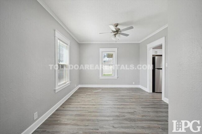 Building Photo - 630 Colima Dr