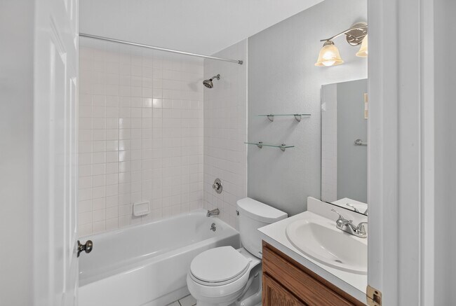 Building Photo - 29 Aledo Ct