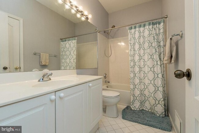 Building Photo - 2685 Cameron Way