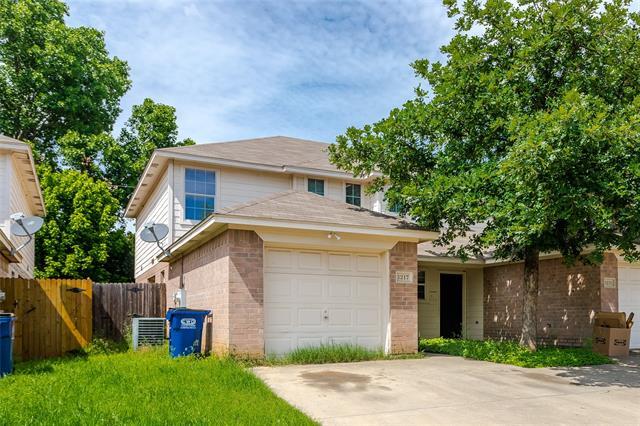 Building Photo - 1217 Village Garden Dr