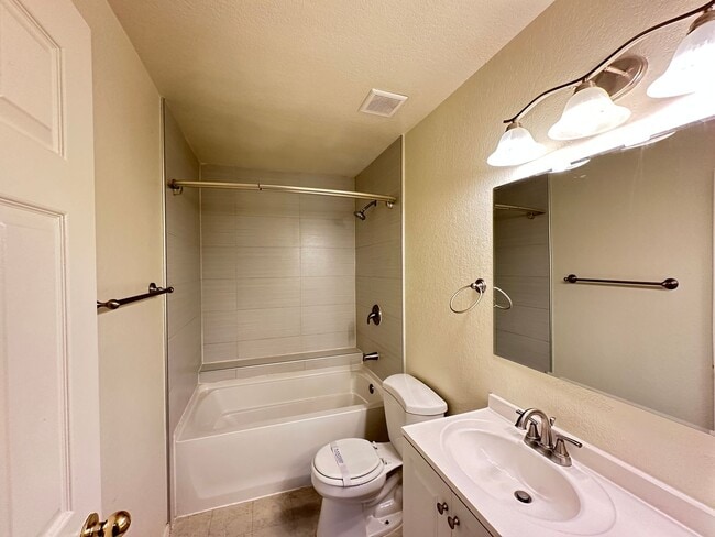 Building Photo - TRAILS AMD