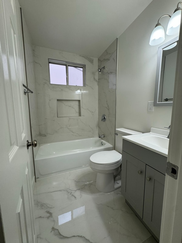 Building Photo - 14423 Berendo Ave