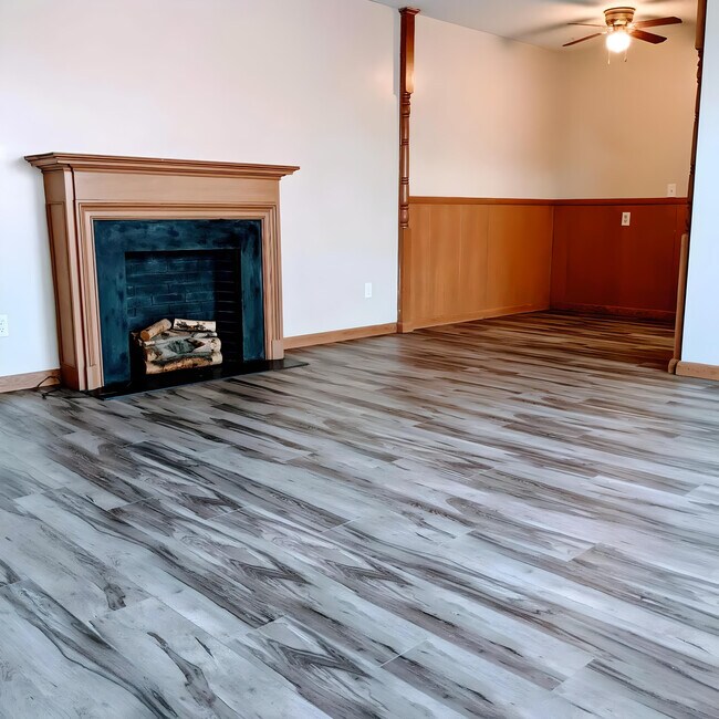 Interior Photo - Trailway Apartments